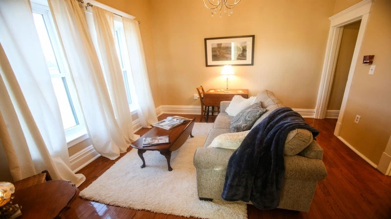 Chessie Room Details showing historic architectural features